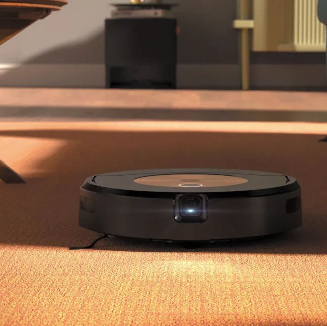 iRobot Roomba Combo 10 max dobíjanie